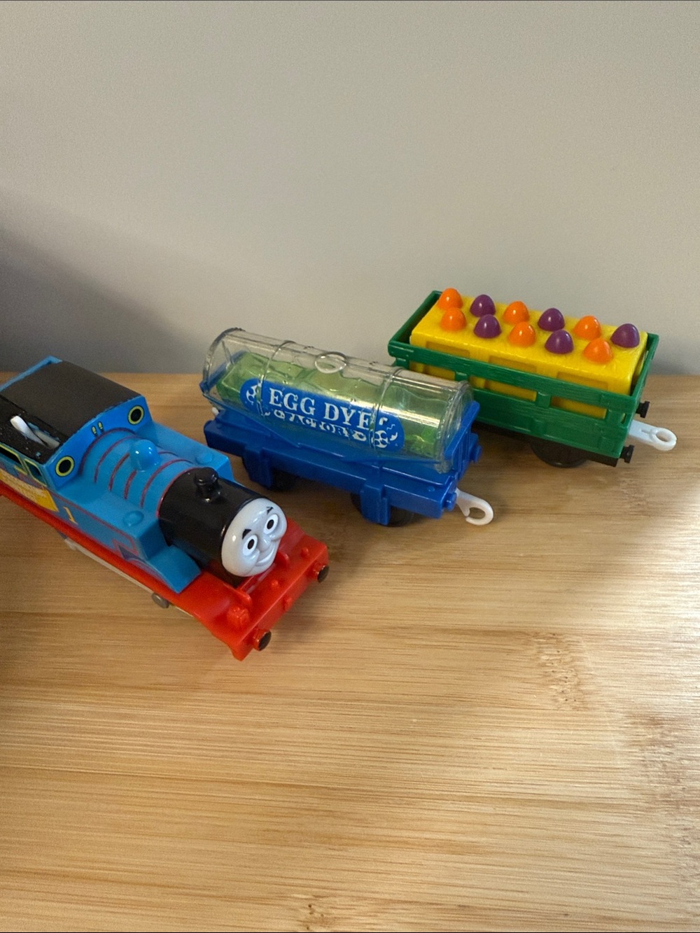 Thomas & Friends Trackmaster motorized Thomas egg express train